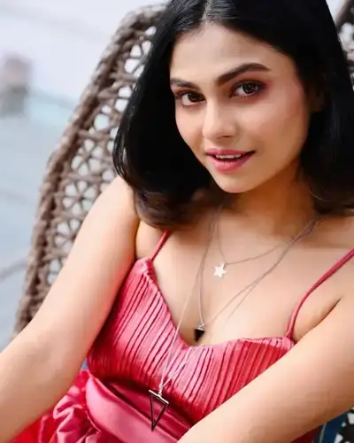 Call Girls Service in Khoyrasol