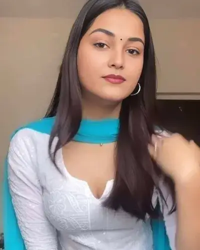 Escort In Khoyrasol